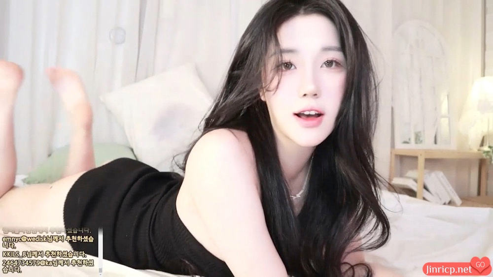 艾莉-ELI-(엘리) eli05021212 个人直播 (20240331) 微见鲍 [3V/1.2G]ed2k已补-JIN